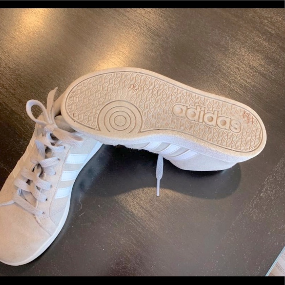 Kids Size 2 Adidas Superstar Sneaker Grey